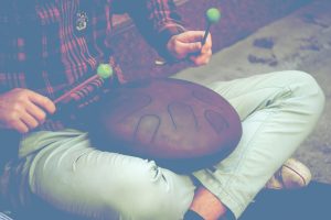 Hand Pan playing